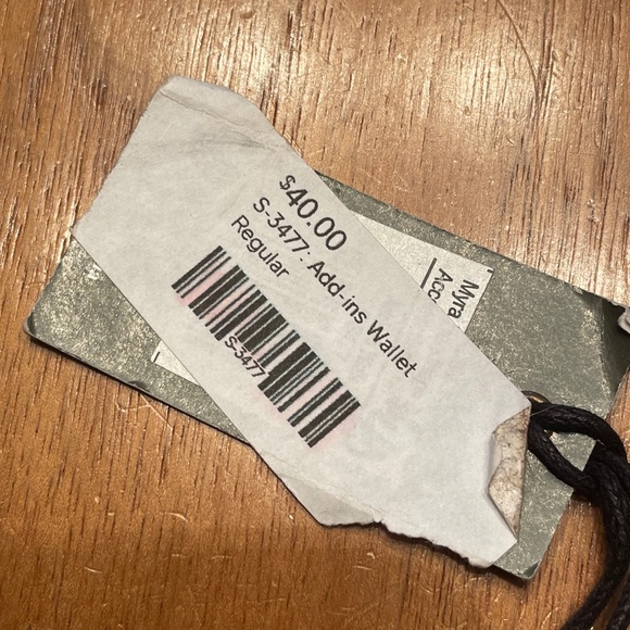 Myra Wallet - Picture 4 of 4